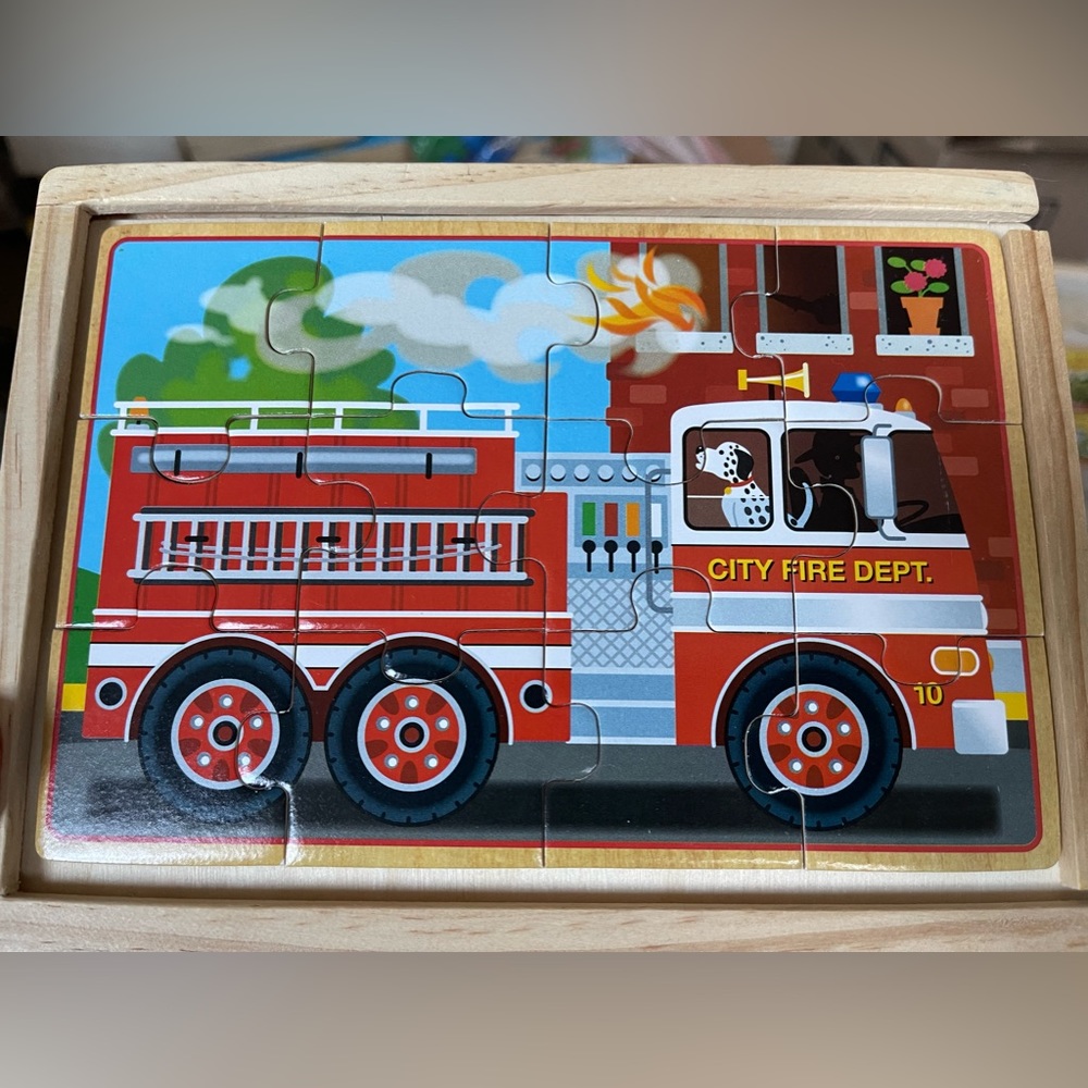 (💙 $7 when you bundle) 4in1 Melissa & Doug Vehicles + Train Wood Puzzle